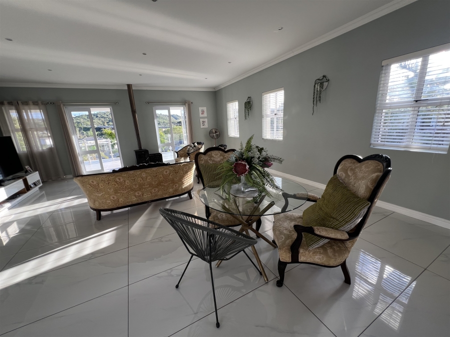 3 Bedroom Property for Sale in Abbotsford Eastern Cape